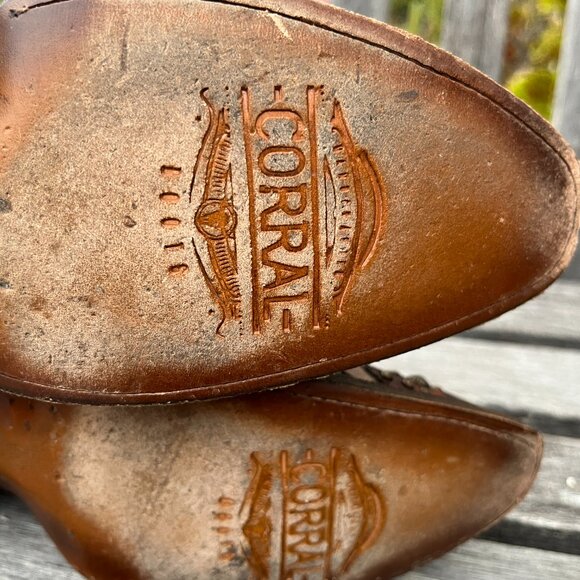 Corral Women's Sand/Overlay w/ Studs Brown Leather Boots!  Gorgeous! Size 7 1/2 - Picture 15 of 16